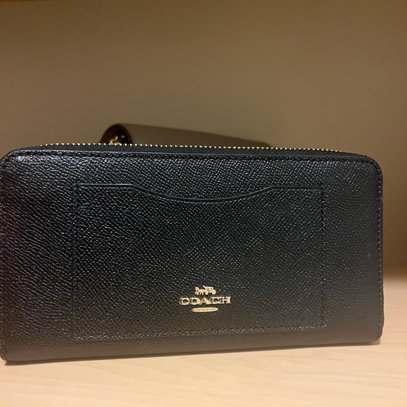 Coach wallet - Picture 1 of 1